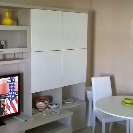 Raffaello Apartment *